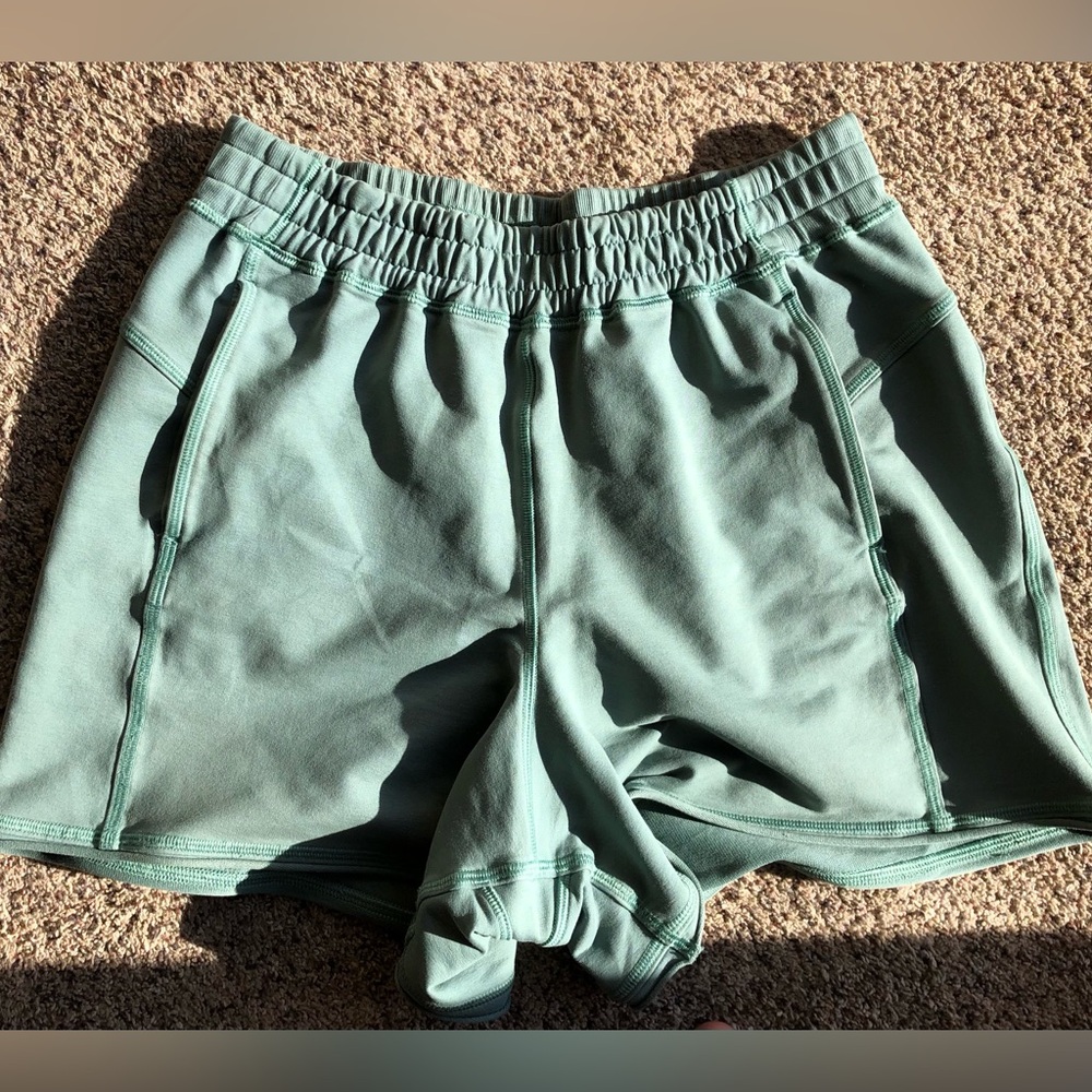 Lululemon stretch woven shorts